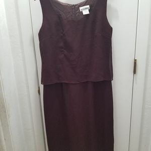 After dark Sleeveless dress long Plum Color